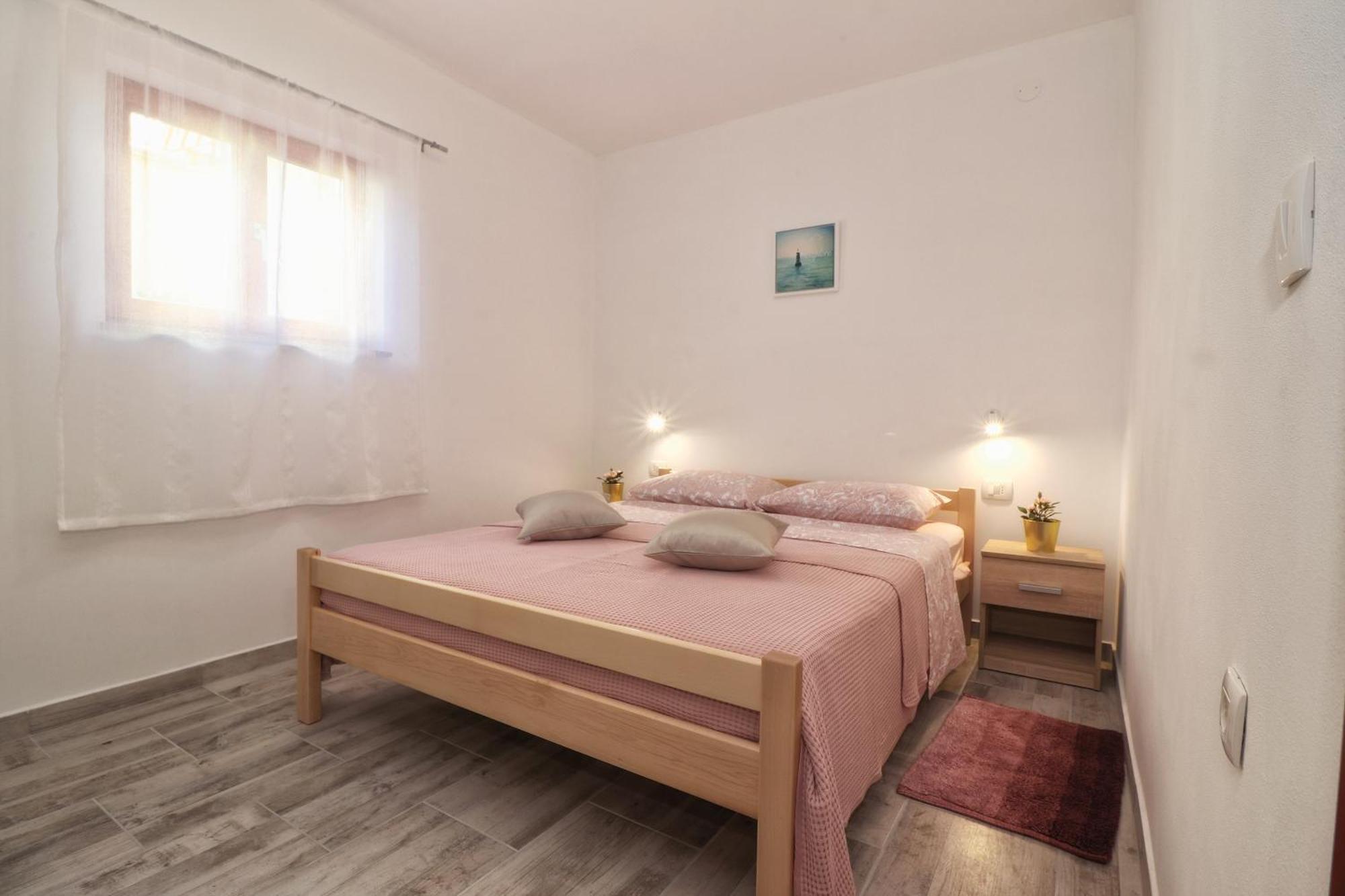 Studio Apartman Edy 3 Pula Exterior foto