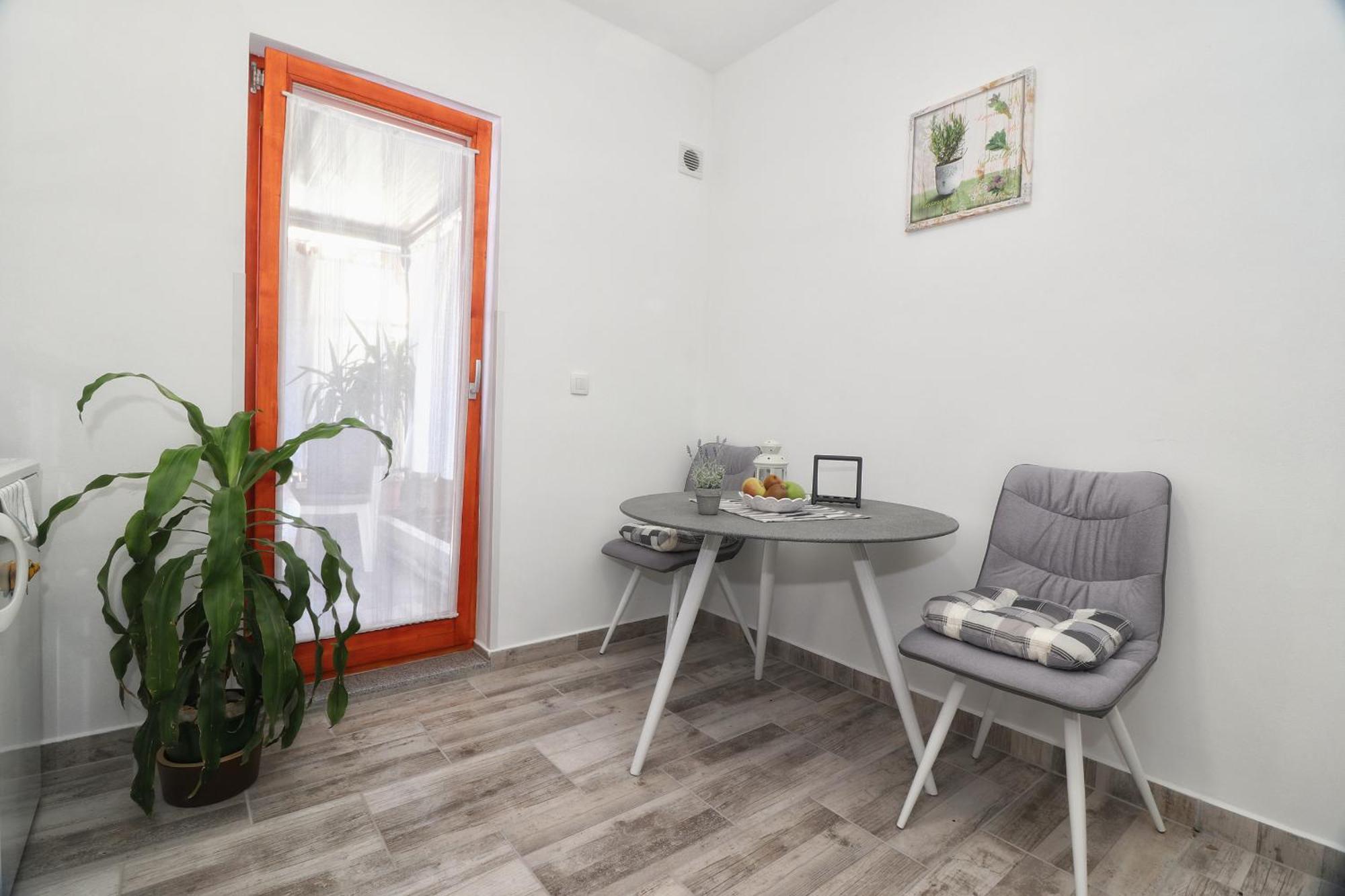 Studio Apartman Edy 3 Pula Exterior foto